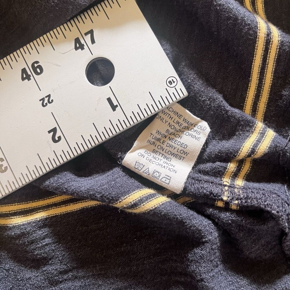 Modern Amusement Mens Long Sleeve Pullover Shirt Size Small - Picture 9 of 9